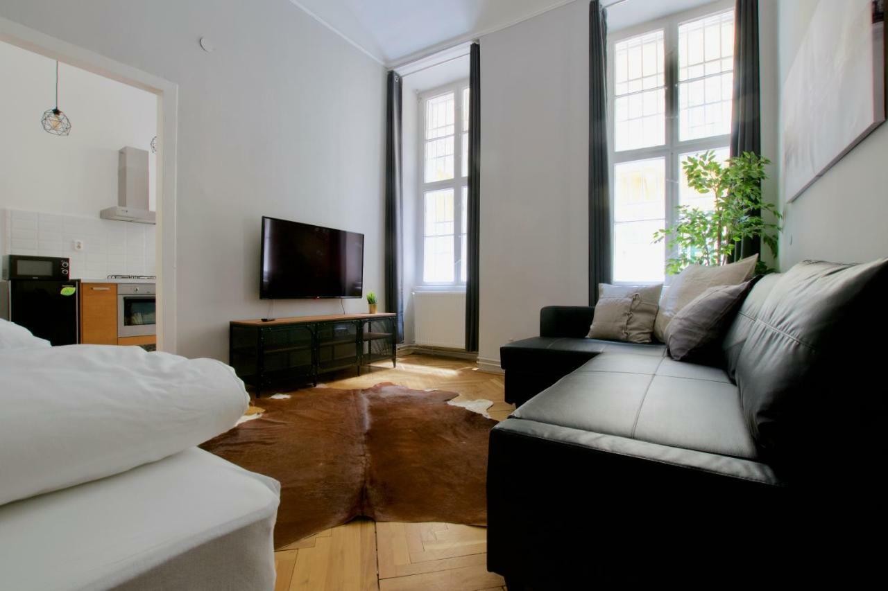 Standard Apartment By Hi5 - Steindl Street Budapeste Exterior foto